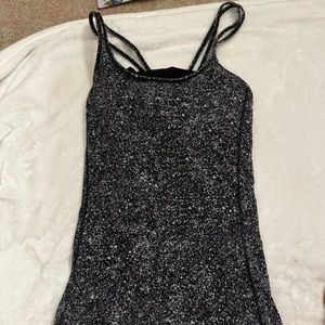 Lululemon tank top! Size 6, worn twice!